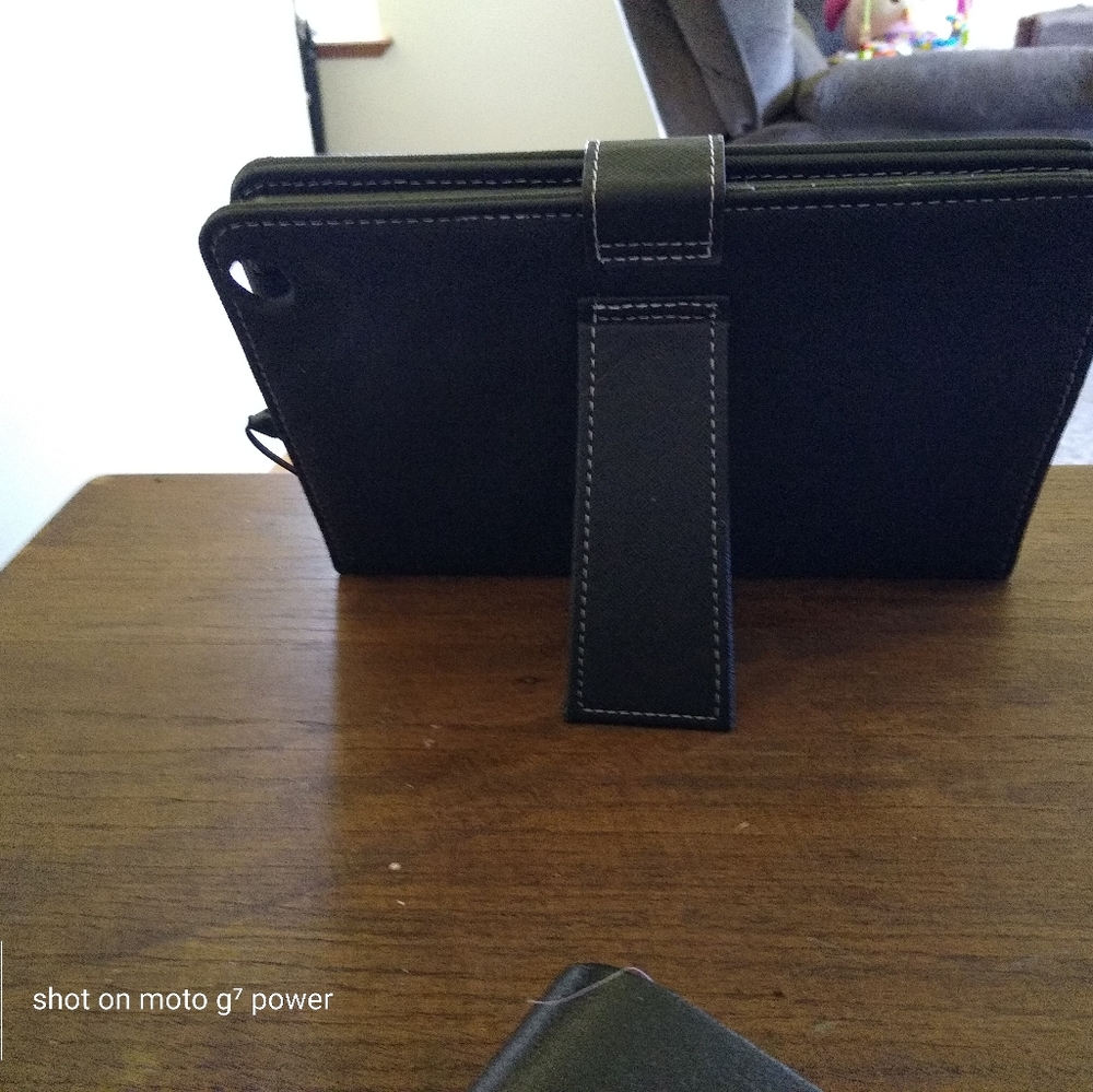 Tablet - Picture 3 of 3